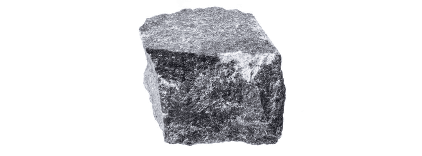 7. Batu Andesit